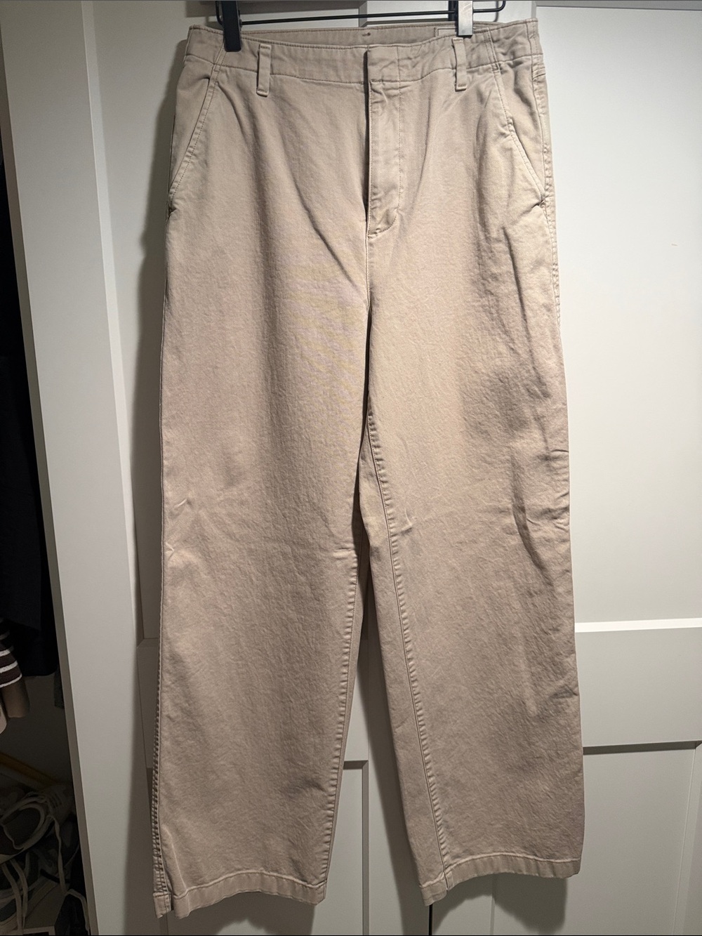 Women’s GAP straight leg khakis. In size 8T